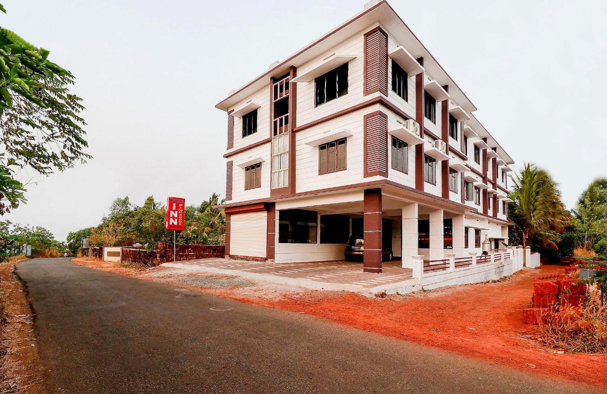 Spot On Rohini Inn Kadampuzha Kottakkal Luaran gambar