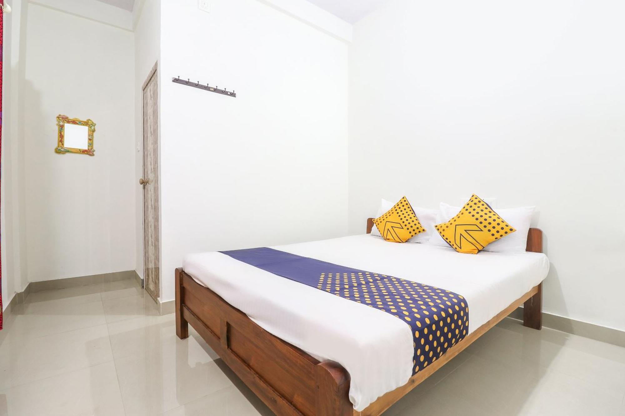 Spot On Rohini Inn Kadampuzha Kottakkal Luaran gambar